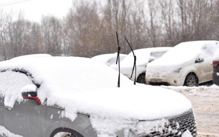 На эти неочевидные штрафы легко нарваться водителям зимой. Топ-5