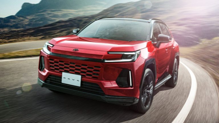 Представлена новая версия кроссовера Toyota RAV4, которая может ездить даже при пустом баке